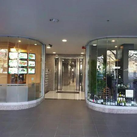 Dana-Cozy Studio With Shared Entry In The City Canberra Luaran gambar
